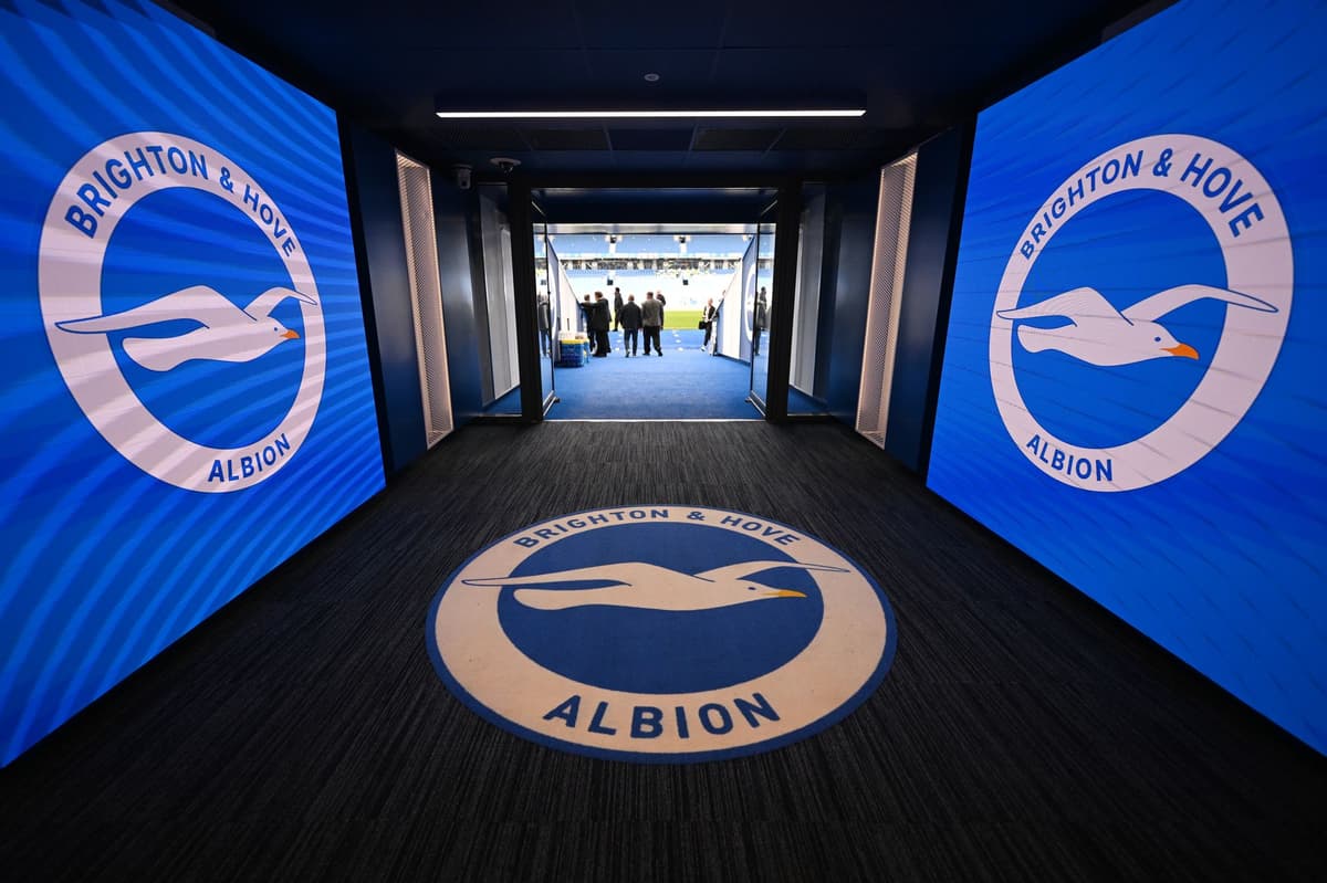 Brighton vs Tottenham: Premier League - LIVE